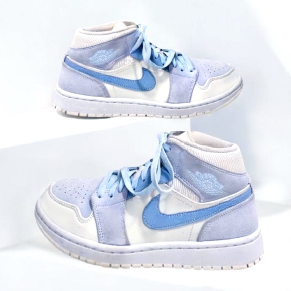 Nike Air Jorden 1 Mid Mixed Textures Light Blue  DA- 466100 Authentic - Picture 1 of 10